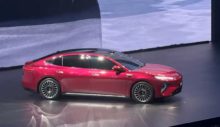 BYD Seal 08: флагманский седан с запасом хода 1000 км и революционной батареей Blade 2.0